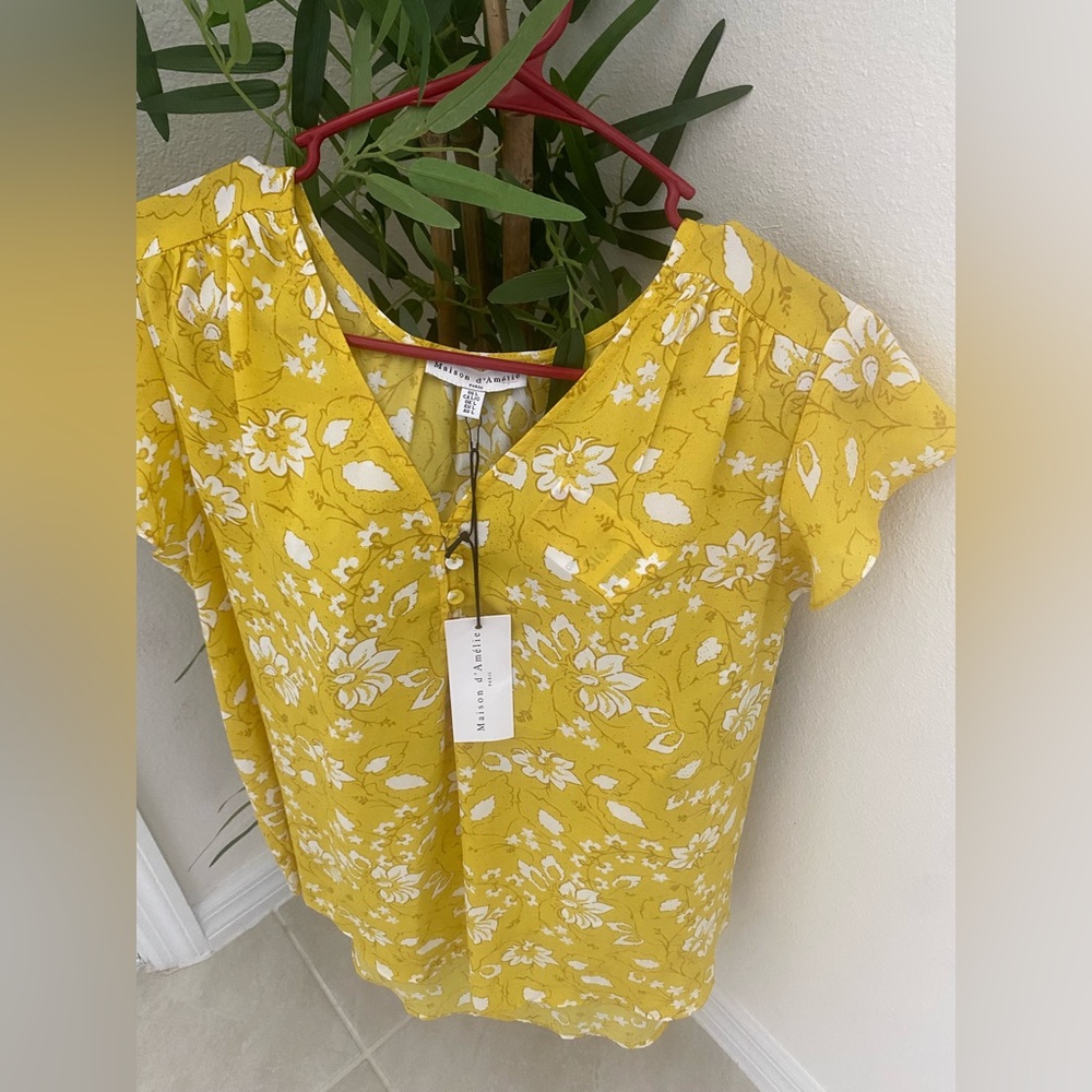 Madison d’Amelie Paris shirt short sleeve for women size Large color white yello
